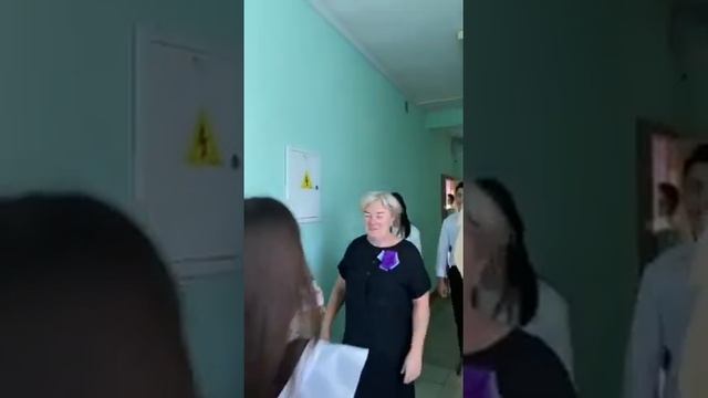 Трогательное поздравление учителей от учеников 11 класса Гимназии № 1 Рыбно - Слободского района??? смотреть онлайн