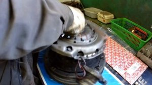 Очень дорогой ремонт.Opel Zafira замена двухмассового сцепления LUK