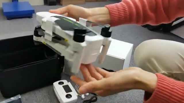 Hubsan Zino 2 2+ Plus Rc Drone 9KM FPV Distance Max Video 4K 60Fps HD Camera 1/2.3 Inch 3-Axis смотреть онлайн
