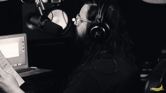 I wrote a song like Kate Bush's "Running Up That Hill" смотреть онлайн