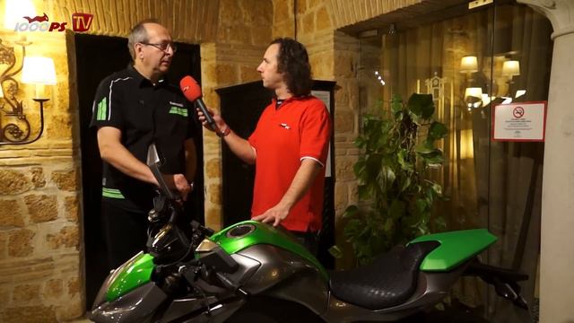 Kawasaki Z1000 2014 | Neuerungen im Überblick смотреть онлайн