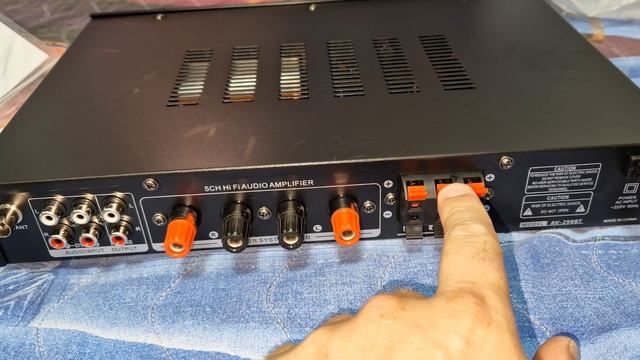 усилитель Sunbuck AV-298BT смотреть онлайн