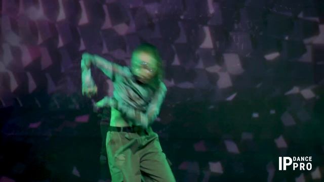 Сцена «Мир рептилий в музее», соло Рязанова София / IP Dance PRO / Танцы в музее 2023 смотреть онлайн