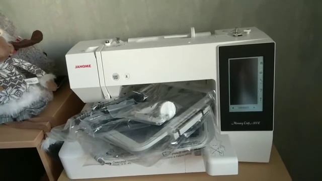 Обзор вышивальной машинки Janome Memory Craft 500E / Первая вышивка и первый блин комом. смотреть онлайн