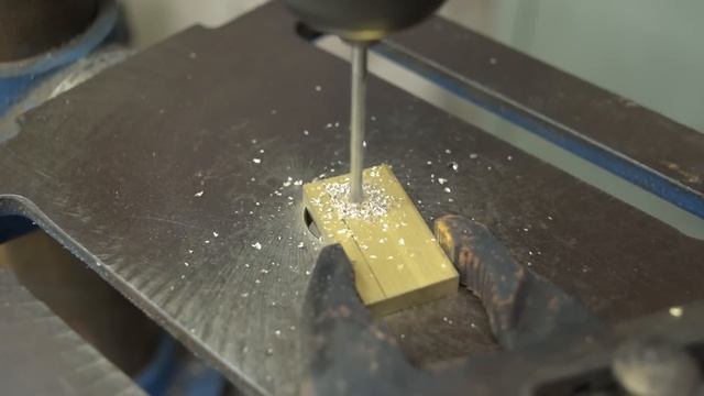 Fabricación de hachuela de carnicero con un disco de sembradora смотреть онлайн