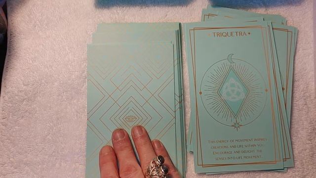 tune into the magic oracle card deck смотреть онлайн