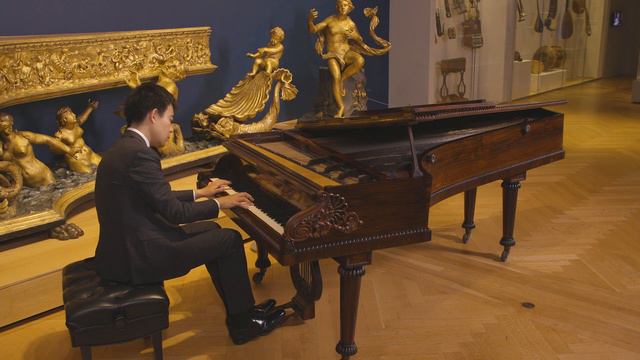 Jiayan Sun Plays The Met's Broadwood Grand Piano | Met Music смотреть онлайн