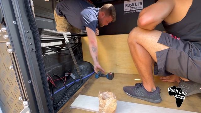 Alu-Cab Canopy Camper install ! The interior build Ep 4. Ford Ranger ! смотреть онлайн