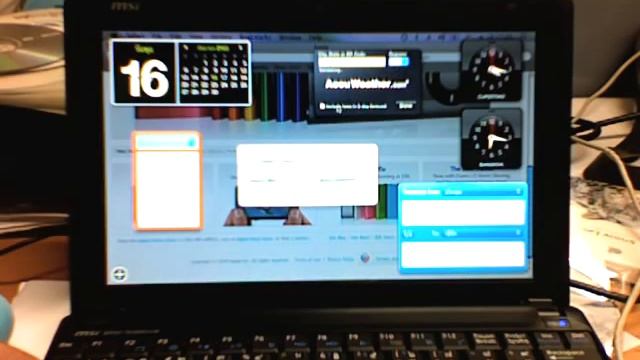 OSX86 on MSi Wind Notebook смотреть онлайн