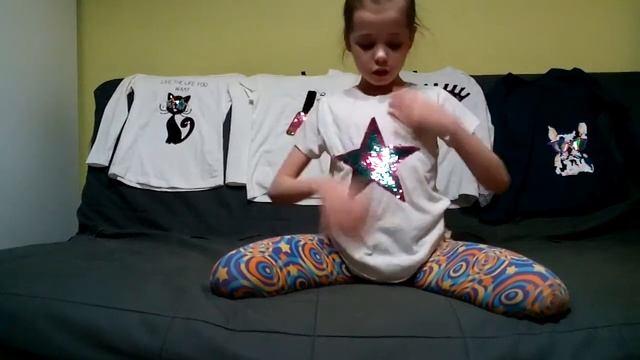 Наша одежда - хамелеон с двусторонними пайетками! смотреть онлайн