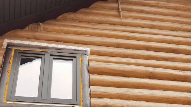 Фронтон сруба с южной стороны. Покрытие Zobel. смотреть онлайн