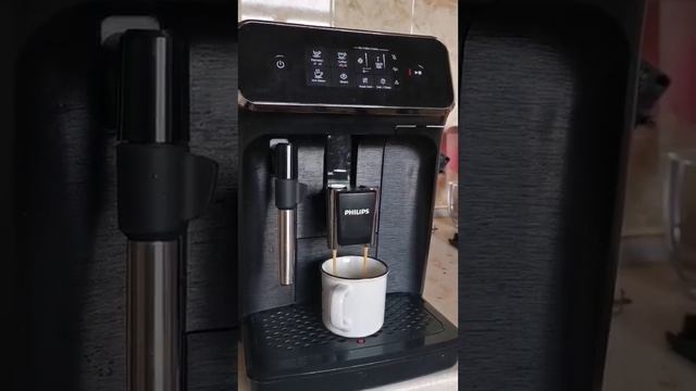 Кафемашина Philips Series 2200 смотреть онлайн