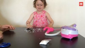 ОБЗОР НОВОЙ ИГРУШКИ Открываем пылесос Open the toy - Vacuum cleaner
