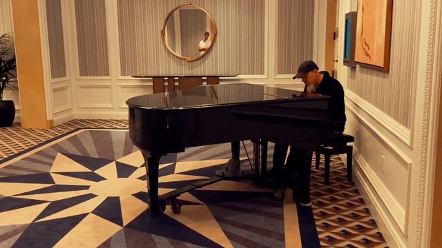 Found a piano at this hotel смотреть онлайн