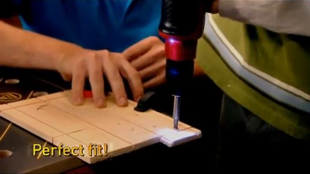 Red Toolbox смотреть онлайн