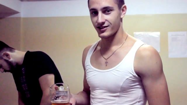 КОСТЯ ПРОХОДИТ ПРОБЫ НА РОЛЬ ГЭТСБИ смотреть онлайн