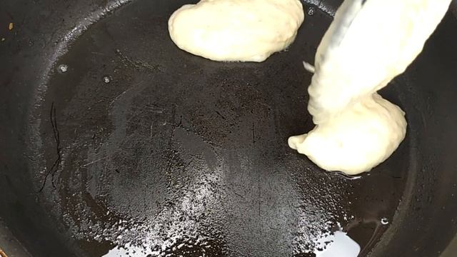 Пышные ОЛАДУШКИ, которые НЕ ОПАДАЮТ после того, как их снимаешь со сковороды смотреть онлайн