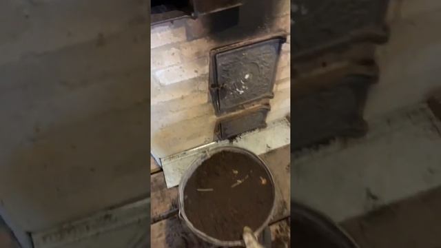 Дымит печь в бане, чистим трубу от копоти подручными средствами смотреть онлайн