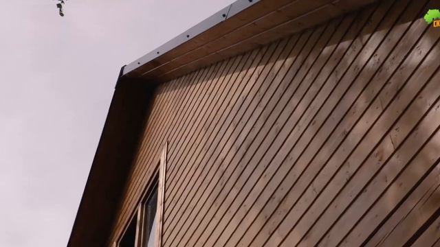 Дачный дом из бруса с мансардой. "Строители аккуратны, нареканий не было". смотреть онлайн