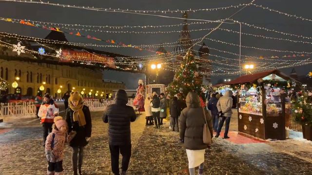 Friday In MOSCOW, Where TUCKER CARLSON Got A CULTURAL SHOCK Lately. Putin’s Russia. LIVE