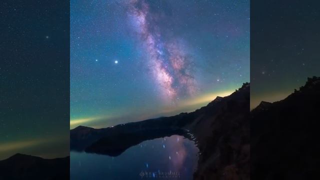 Фотограф установил камеру с гироскопом, чтобы заснять вращение Земли. смотреть онлайн