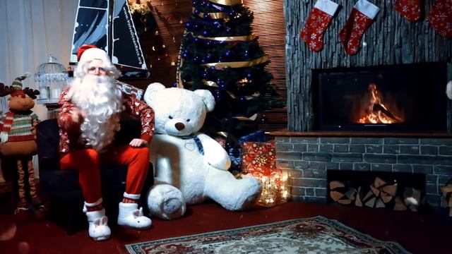 Новогоднее поздравление для Анжелики от Дедушки Мороза смотреть онлайн