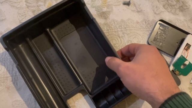 Беспроводная зарядка в подлокотник своими руками смотреть онлайн