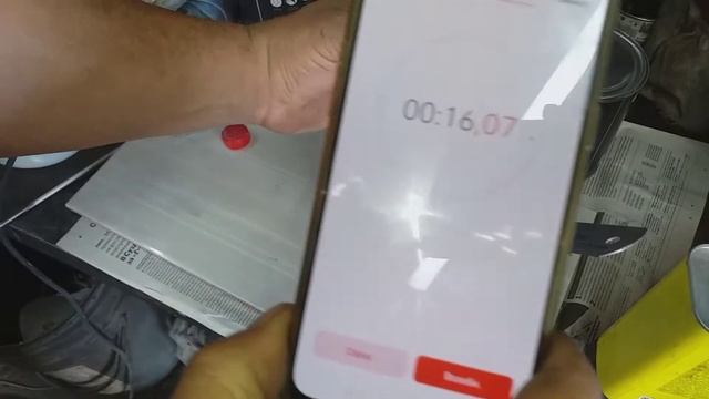 Перекрашиваю крышку багажника на Мерседес