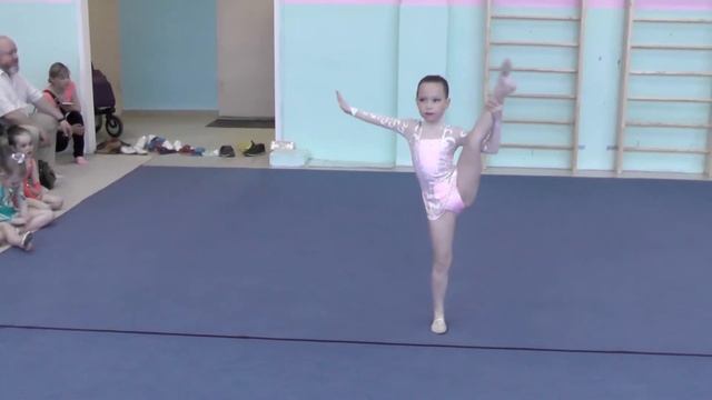 Выступление Мельниковой Варвары художественная гимнастика СК Эталон смотреть онлайн