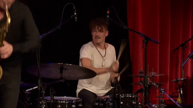 Marius Neset Quintet - Sirens Of Cologne смотреть онлайн