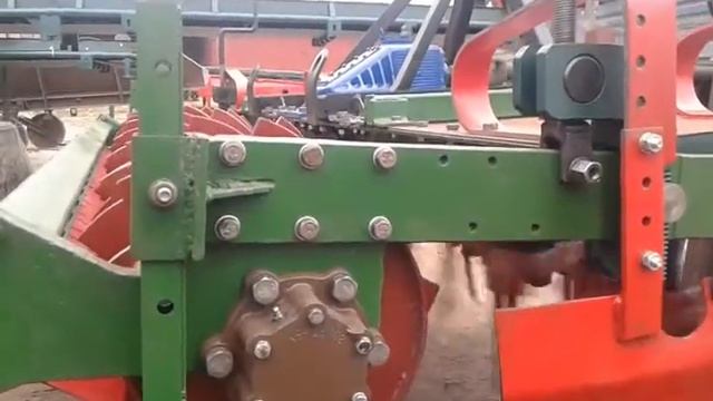 Культиватор КВФ-2,8 (доминатор) смотреть онлайн