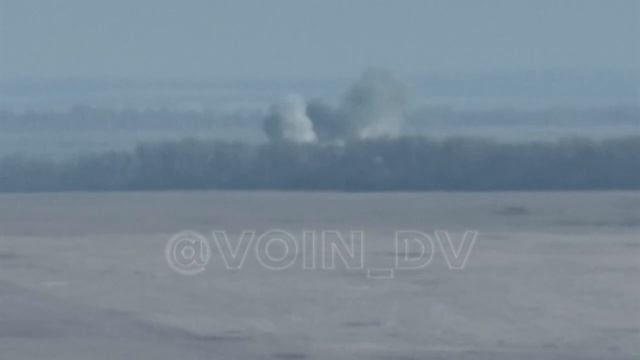 Работа тяжелых огнеметных систем ТОС-1А "Солнцепек" по миномёту противника смотреть онлайн