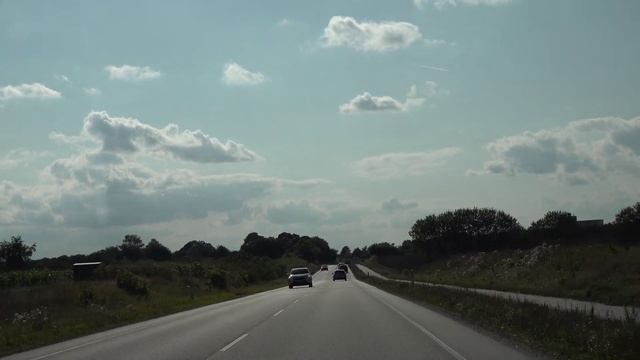 Car ride Køre ud i sommerlandene. Randers - Skive UHD/4K /HDR Video 04 смотреть онлайн