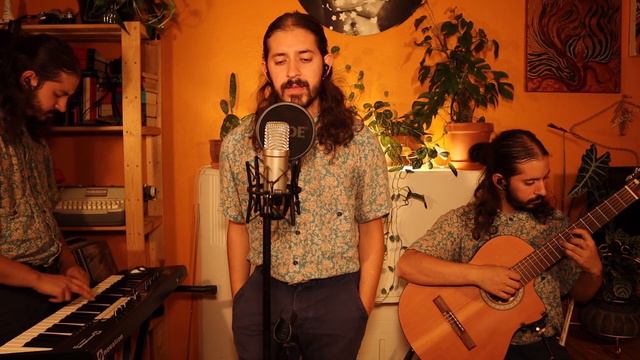 Woodkid: Brooklyn (Nicholas Arancibia, guitar, vocals, & keyboard) смотреть онлайн