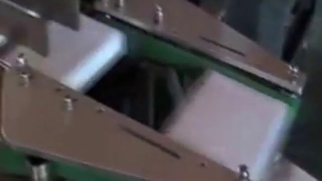 Автоматический горизонтальный упаковочный автомат DZ-100 (упаковка в коробки) смотреть онлайн