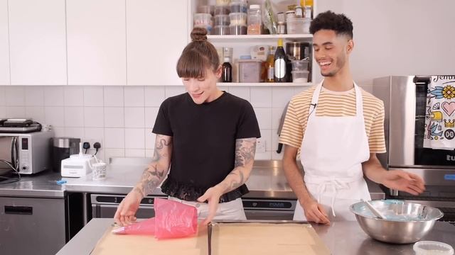 Macaron Masterclass - How To Make Perfect Macarons | Cupcake Jemma