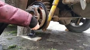 TA02W Suzuki Escudo замена задних колодок