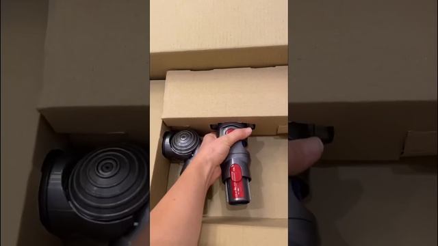 unboxing Dyson V10 Absolute ?? смотреть онлайн