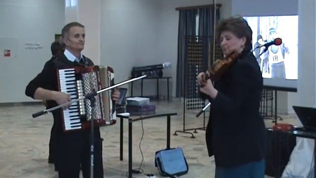 Гр.Арсенал и Ю.Калинкина(оркестр Спивакова)_Очи черные смотреть онлайн