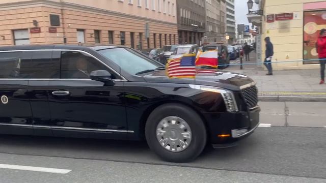 President Joe Biden's Motorcade in Warsaw, Poland, starring the Cadillac "Beast" Limos, Feb 21, 202 смотреть онлайн