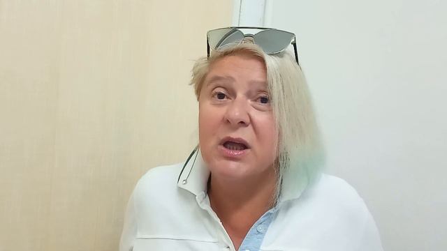 Во время расцвета @@бесия администрация города зазывала Белохалатников строить коттеджный поселок. смотреть онлайн