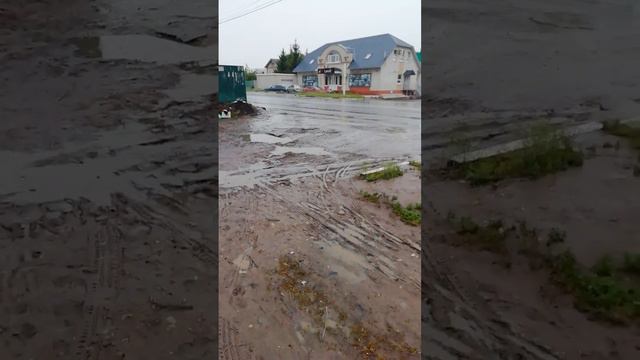 20 лет нет тратуаров 🤔. город Энгельс 12 мая 2023