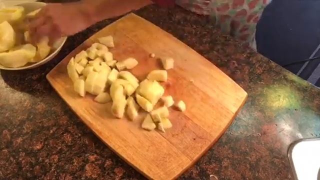 Яблочный пирог, который тает во рту смотреть онлайн