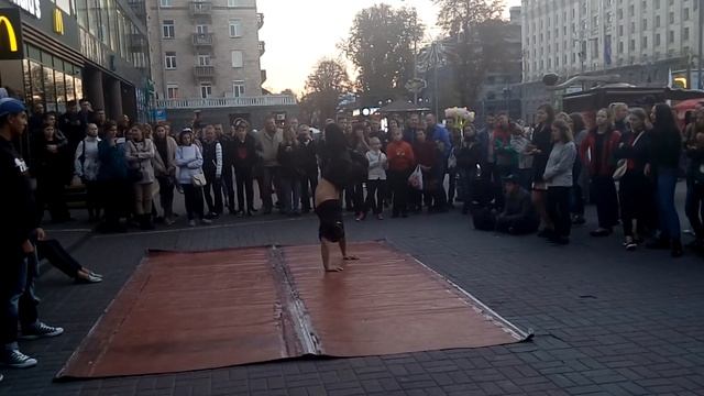 Киев-уличный брейк данс часть 1 смотреть онлайн