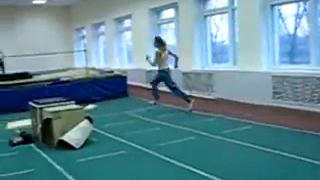 Прыжки в высоту. Тренировка смотреть онлайн