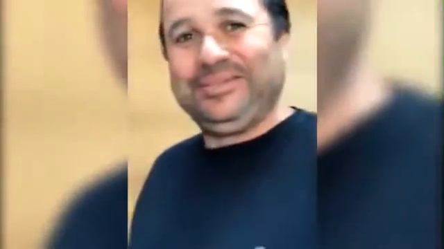 Hugh Mungus vs MAD agents смотреть онлайн