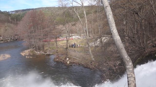 Хорошее времяпровождение с друзьями и рецепты сразу нескольких блюд в большой компании смотреть онлайн