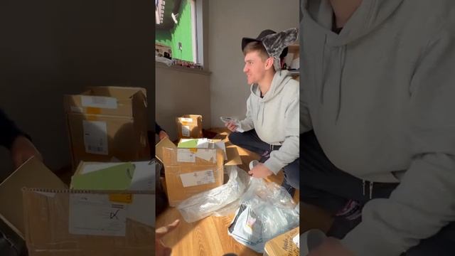 Выпуск №2. Открываем потерянные посылки с Германии/Польши. смотреть онлайн