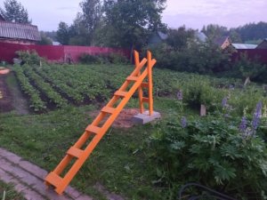 ЛЕСТНИЦА НА КРЫШУ СВОИМИ РУКАМИ.ЭТО ПРОСТО...