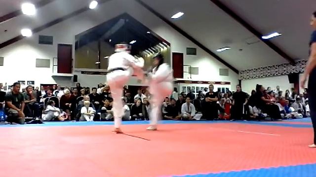 Megan Nesbitt VS black belt part 2 kyokushin nats 2016 смотреть онлайн